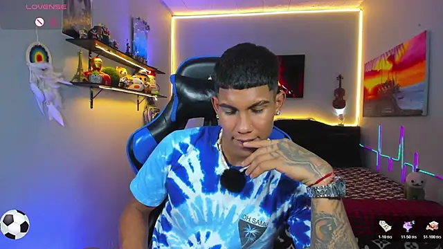 Damian_latinxxx Adlı Modelin Web Kamerası Şovu