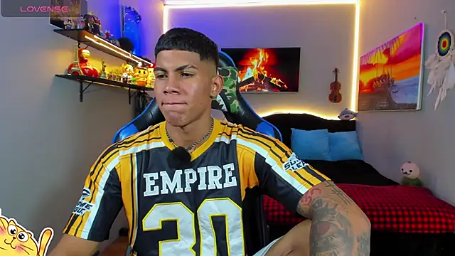 Damian_latinxxx webkamerás műsora