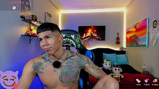 Damian_latinxxx 网络视讯表演