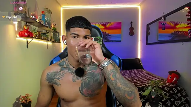 Damian_latinxxx's Webcam Show