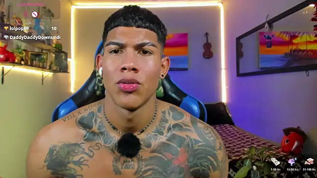 Show modela Damian_latinxxx na web-kameri