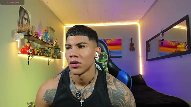 Damian_latinxxxn Webbikameraesitys