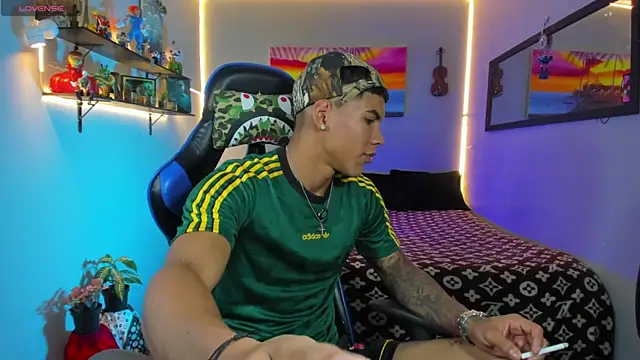 Damian_latinxxx Adlı Modelin Web Kamerası Şovu