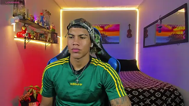 Damian_latinxxx 网络视讯表演