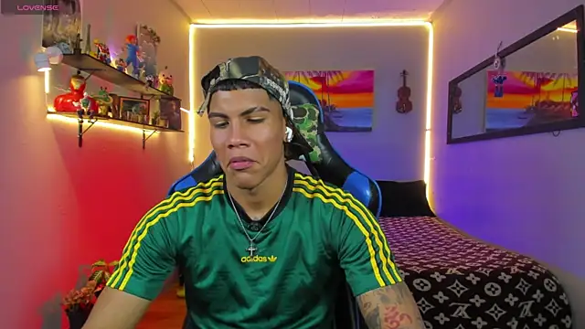 Damian_latinxxx 网络视讯表演