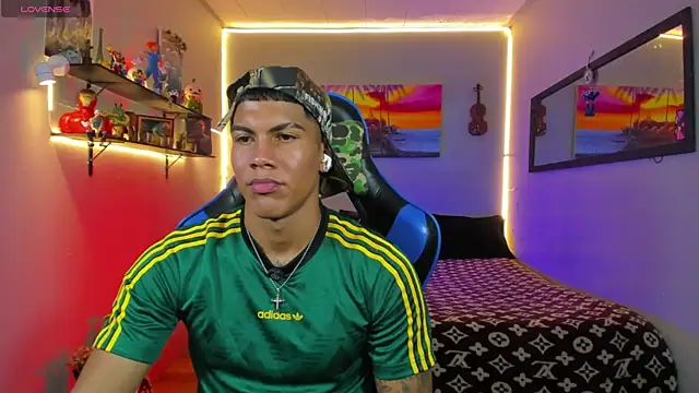 Damian_latinxxx's Webcam Show