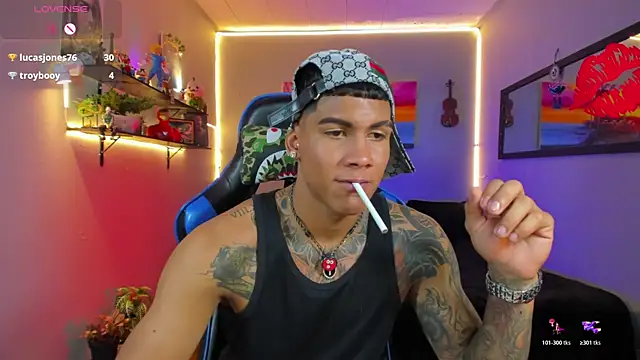 Damian_latinxxxn Webbikameraesitys