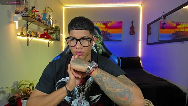Damian_latinxxx Pertunjukan Webcam