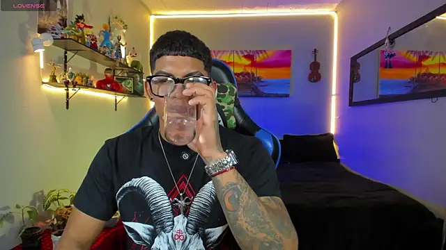 הופעת וובקאם של Damian_latinxxx