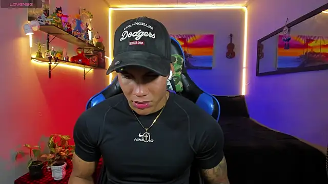 Damian_latinxxx Adlı Modelin Web Kamerası Şovu