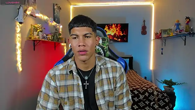 Damian_latinxxx's Webcam Show