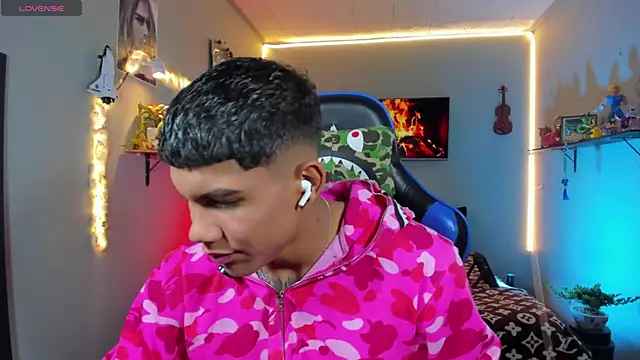 Damian_latinxxx's Webcam Show
