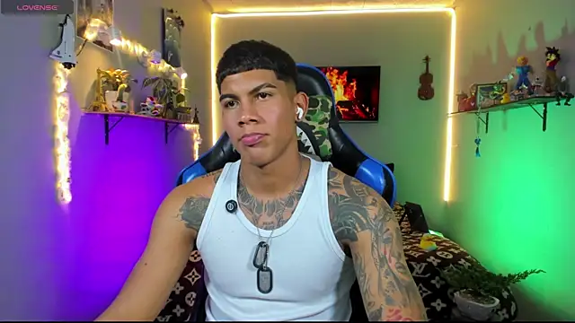 Damian_latinxxx Adlı Modelin Web Kamerası Şovu