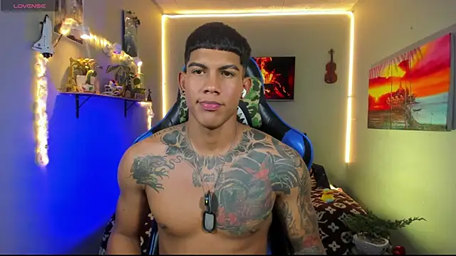 Damian_latinxxx Adlı Modelin Web Kamerası Şovu