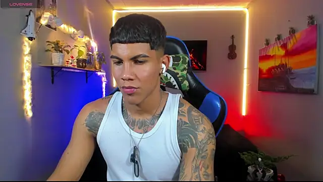 Damian_latinxxx 网络视讯表演