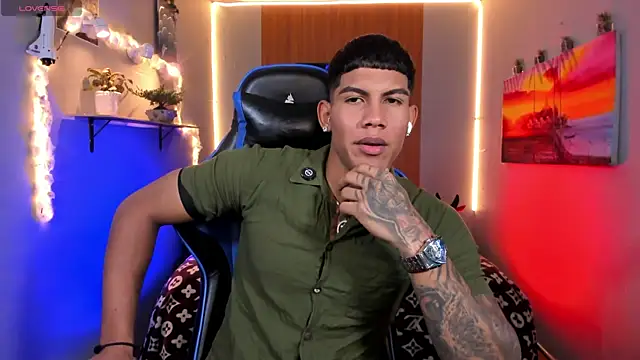 Damian_latinxxx's Webcam Show