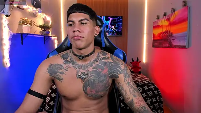 הופעת וובקאם של Damian_latinxxx