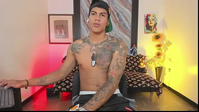 Damian_latinxxx's Webcam Show