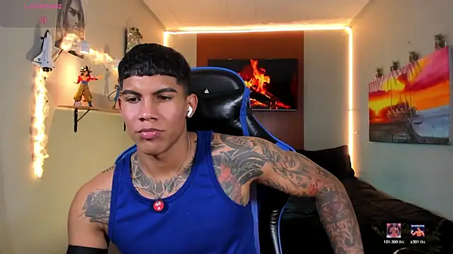 Show modela Damian_latinxxx na web-kameri