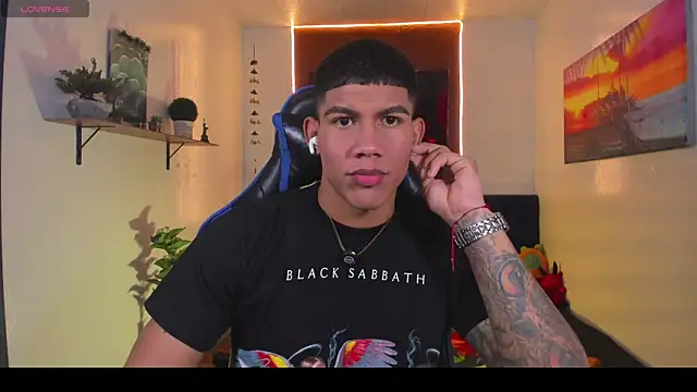 Damian_latinxxx's Webcam Show