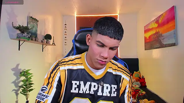 Damian_latinxxx Pertunjukan Webcam