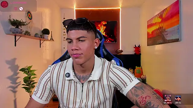 Damian_latinxxx Adlı Modelin Web Kamerası Şovu