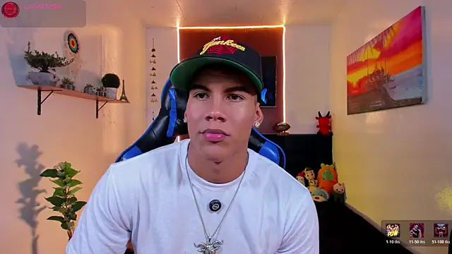 Damian_latinxxx's Live XXX Chat