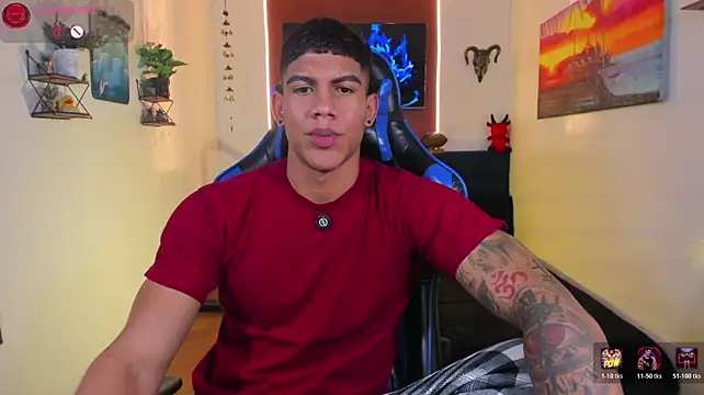 Damian_latinxxxn Webbikameraesitys