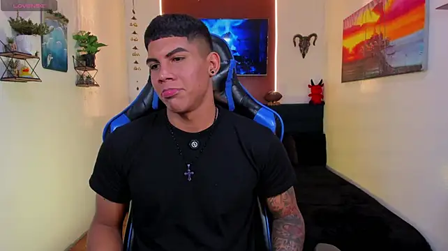 Damian_latinxxx's Webcam Show