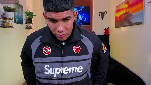 Damian_latinxxx's Webcam Show