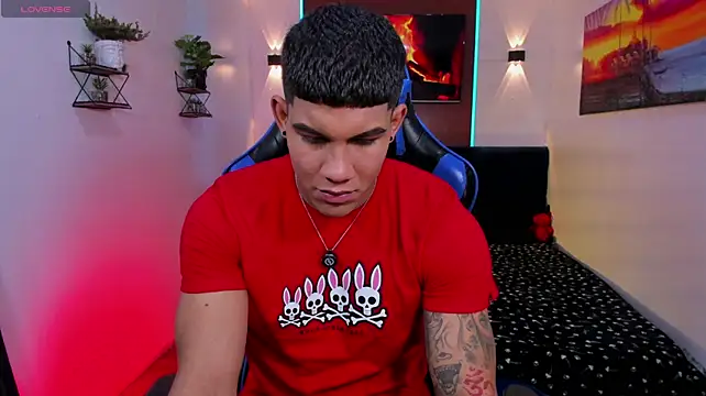 Damian_latinxxxn Webbikameraesitys