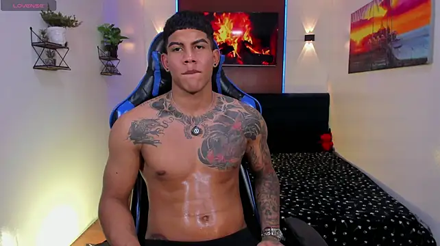 Damian_latinxxx 网络视讯表演
