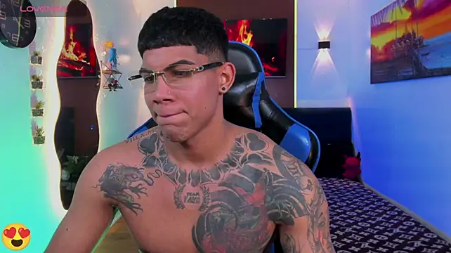 Damian_latinxxx's Webcam Show