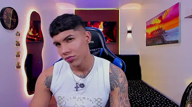 Damian_latinxxxn Webbikameraesitys