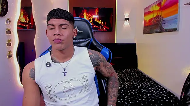 הופעת וובקאם של Damian_latinxxx