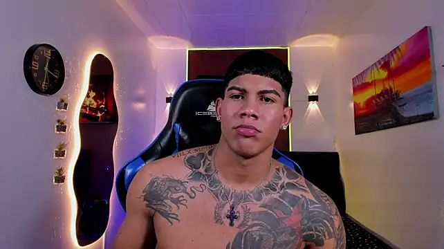 Damian_latinxxx's Webcam Show