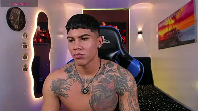 Damian_latinxxx Webcam Show