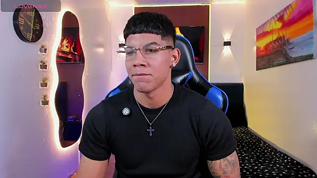 Damian_latinxxxn Webbikameraesitys
