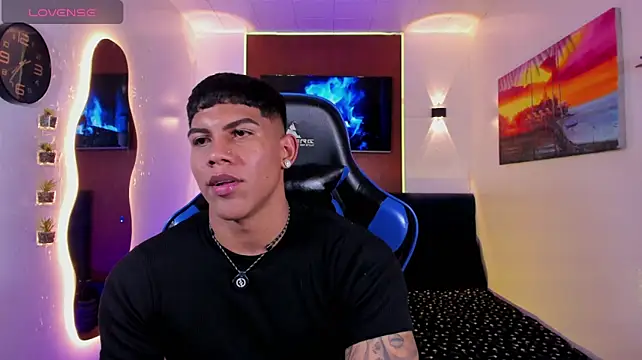 Damian_latinxxx's Webcam Show