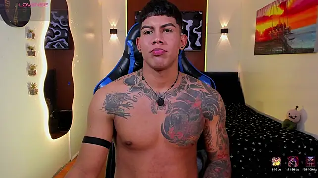 Damian_latinxxx 网络视讯表演