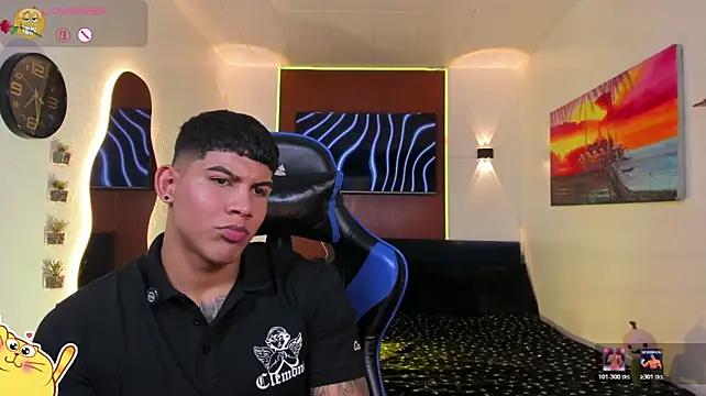Pokazy przed kamerką – Damian_latinxxx