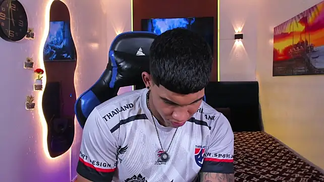 Damian_latinxxx webkamerás műsora