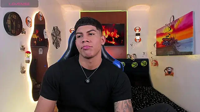 Damian_latinxxx Webcam Show