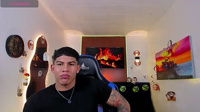 Damian_latinxxx Webcam Show