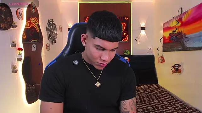 Damian_latinxxxn Webbikameraesitys