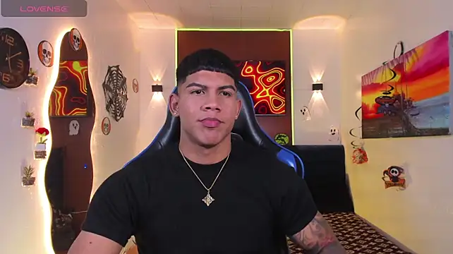 הופעת וובקאם של Damian_latinxxx