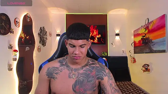 Damian_latinxxx Adlı Modelin Web Kamerası Şovu
