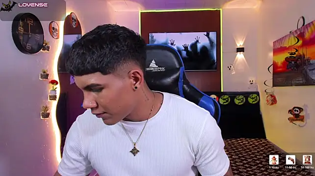Show modela Damian_latinxxx na web-kameri