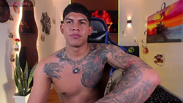 Damian_latinxxx's Live XXX Chat