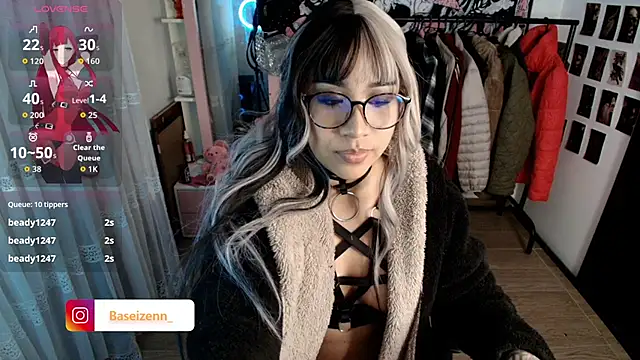 exodiakinky2's Webcam Show